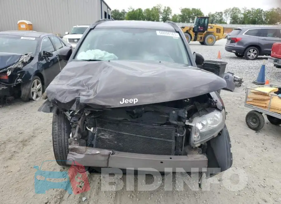 1C4NJDEB2ED725426 Photo# 5