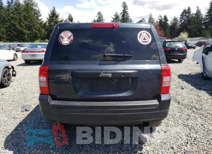 1C4NJPBB7ED754717 Photo# 6