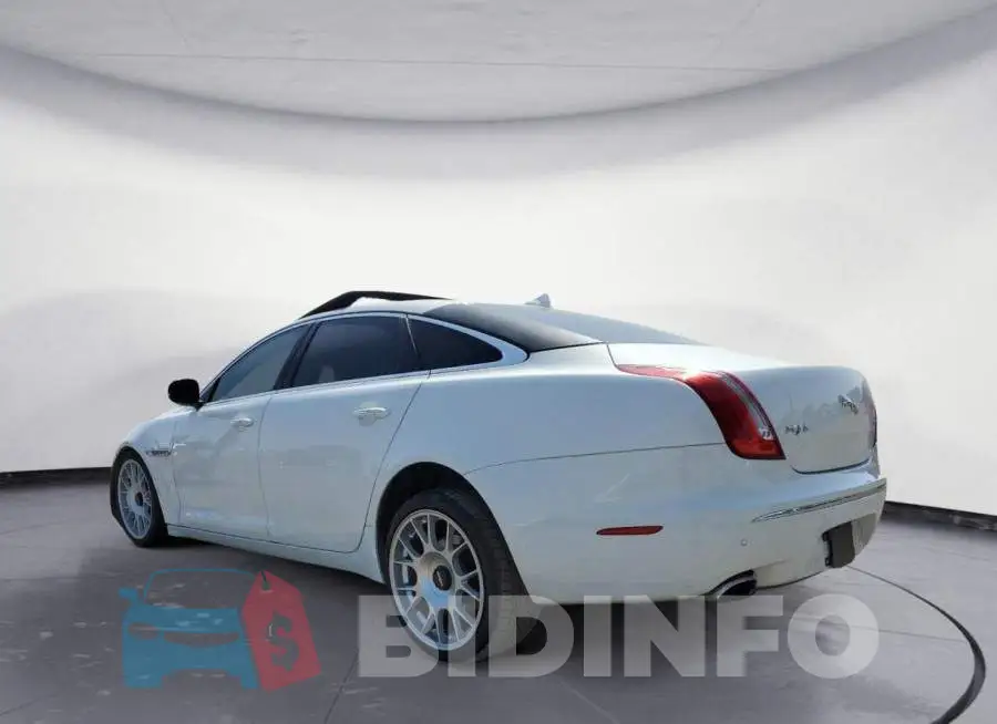 SAJWA2GZ7F8V88594 Photo# 2