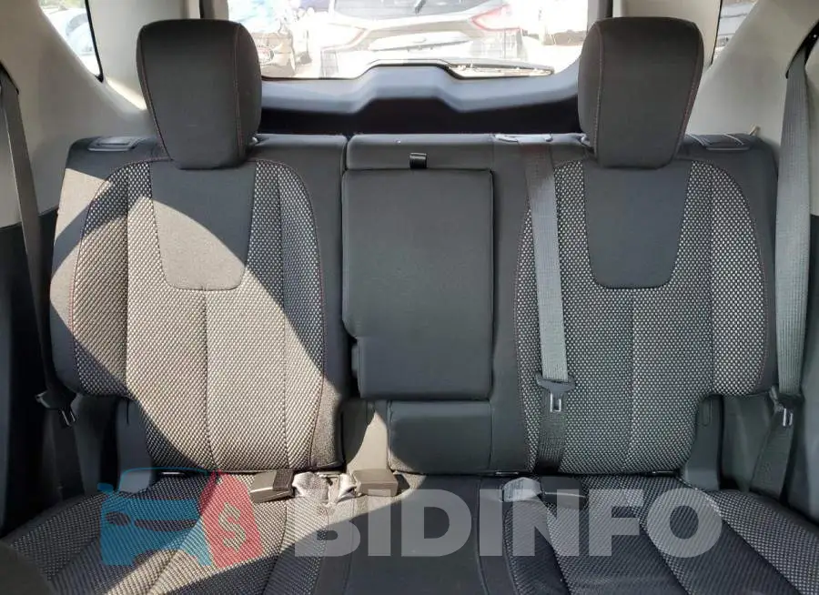 2GNFLFE3XG6133476 Photo# 10