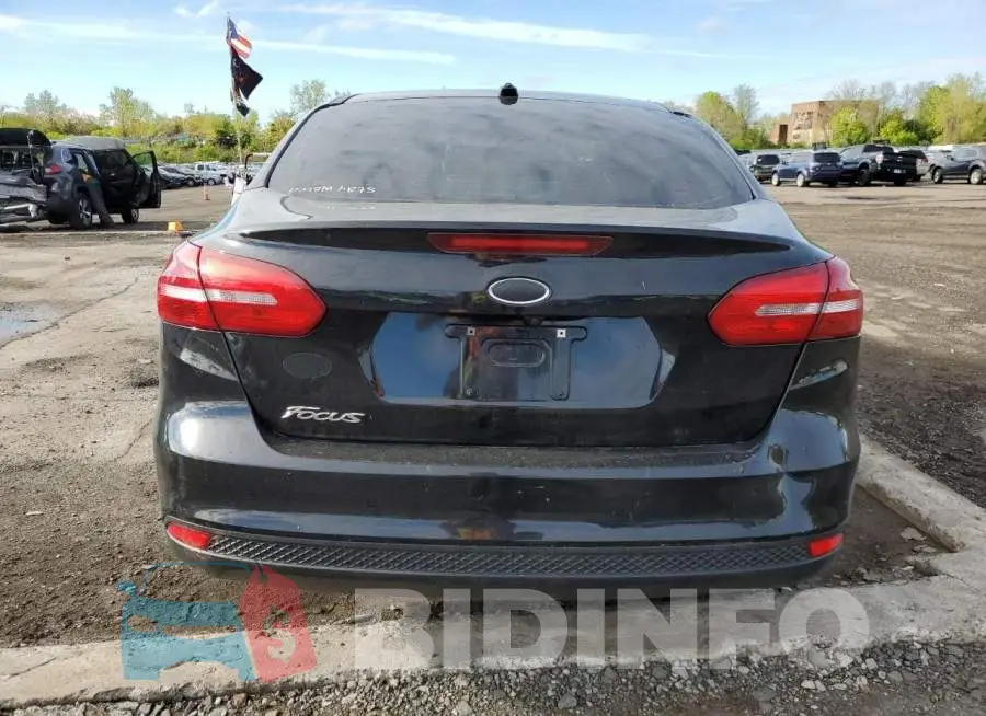 1FADP3F22GL240303 Photo# 6