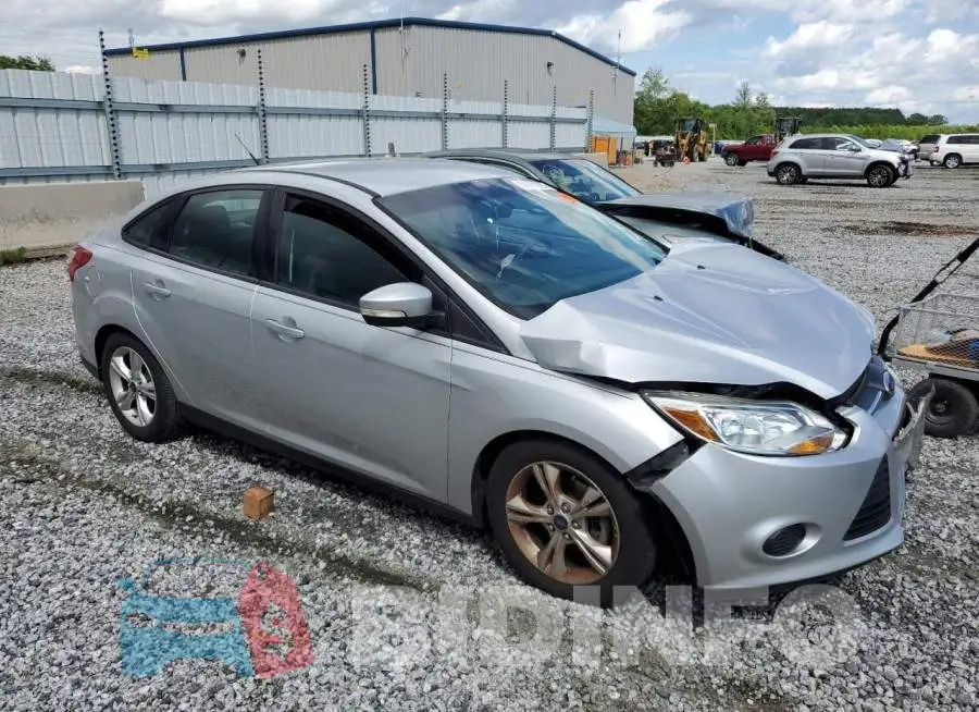 1FADP3F26EL195086 Photo# 4