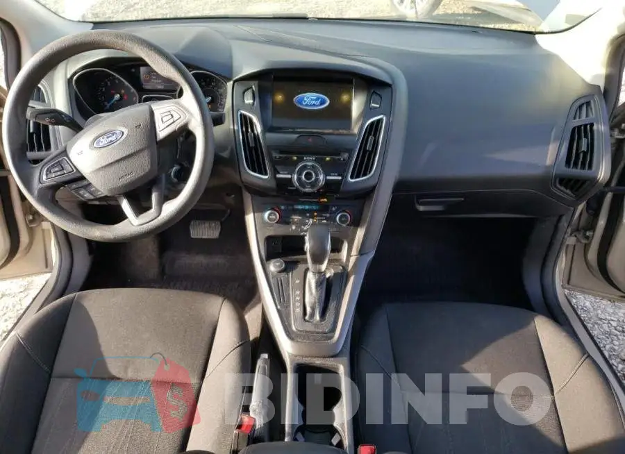 1FADP3H22HL338973 Photo# 8