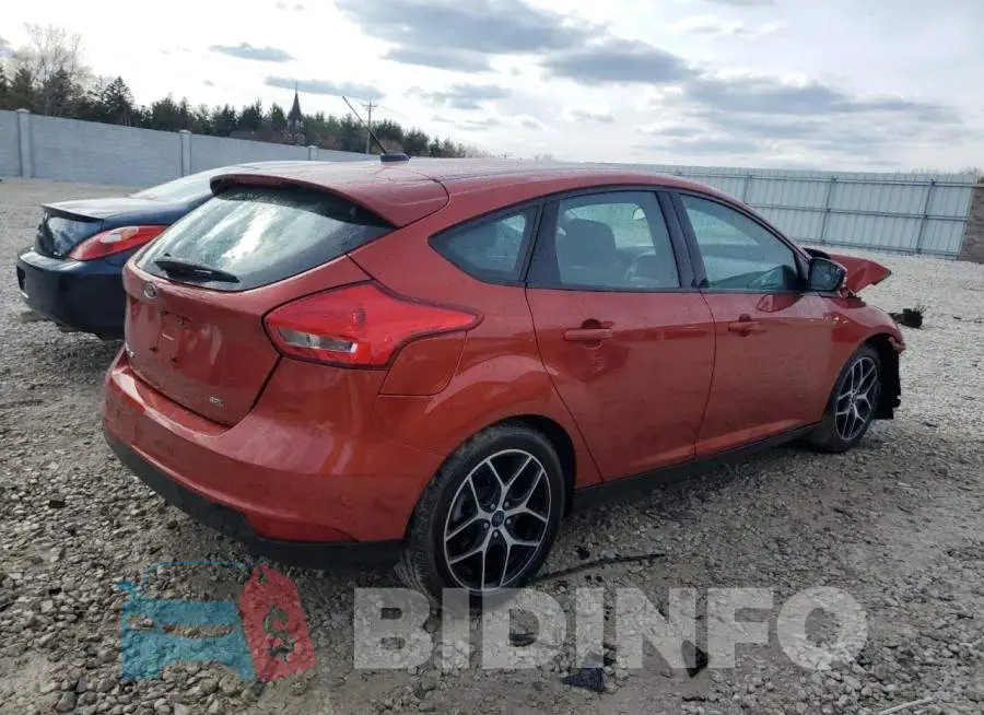 1FADP3M2XJL264214 Photo# 3