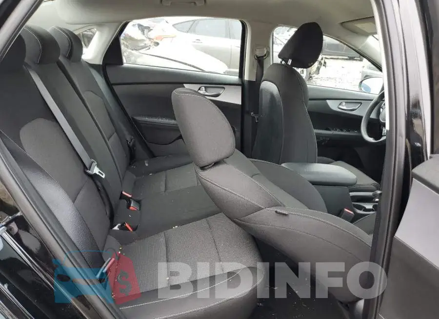 3KPF24AD8PE543577 Photo# 10
