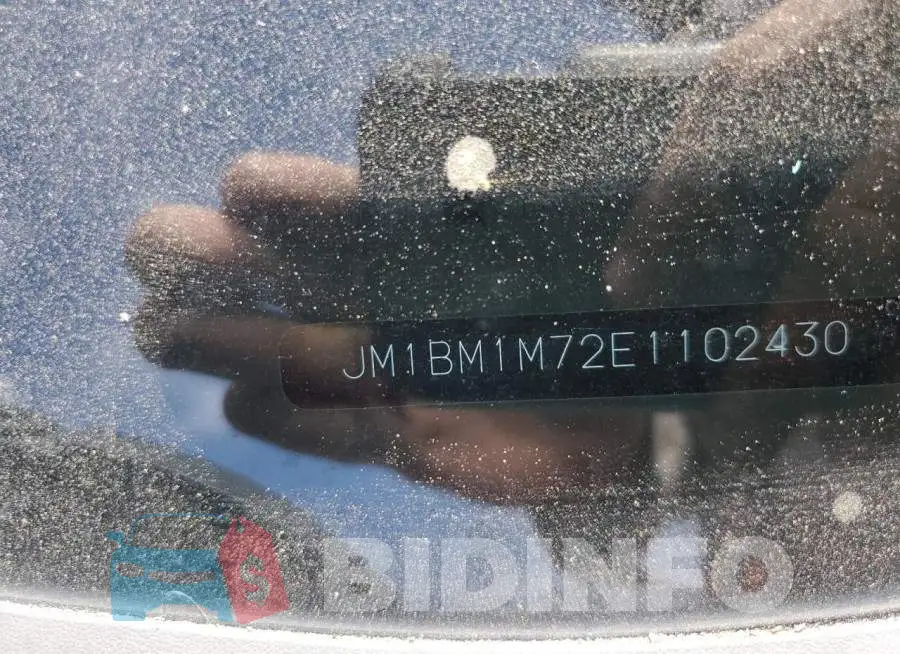 JM1BM1M72E1102430 Photo# 12