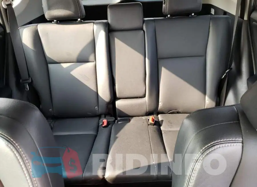 2T3YFREV6EW109611 Photo# 10