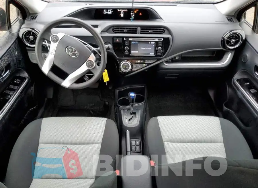 JTDKDTB32G1135815 Photo# 8