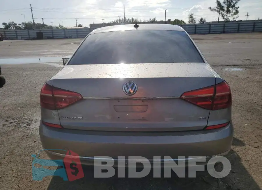 1VWBS7A38GC035962 Photo# 6
