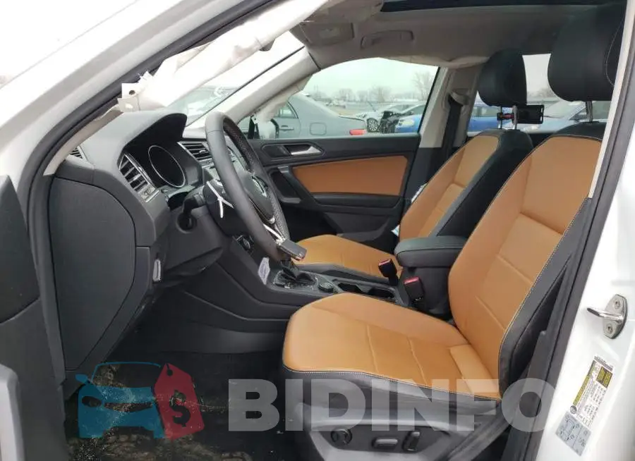 3VV2B7AX4MM084917 Photo# 7