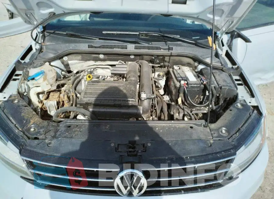 3VW2B7AJ2JM262617 Photo# 11