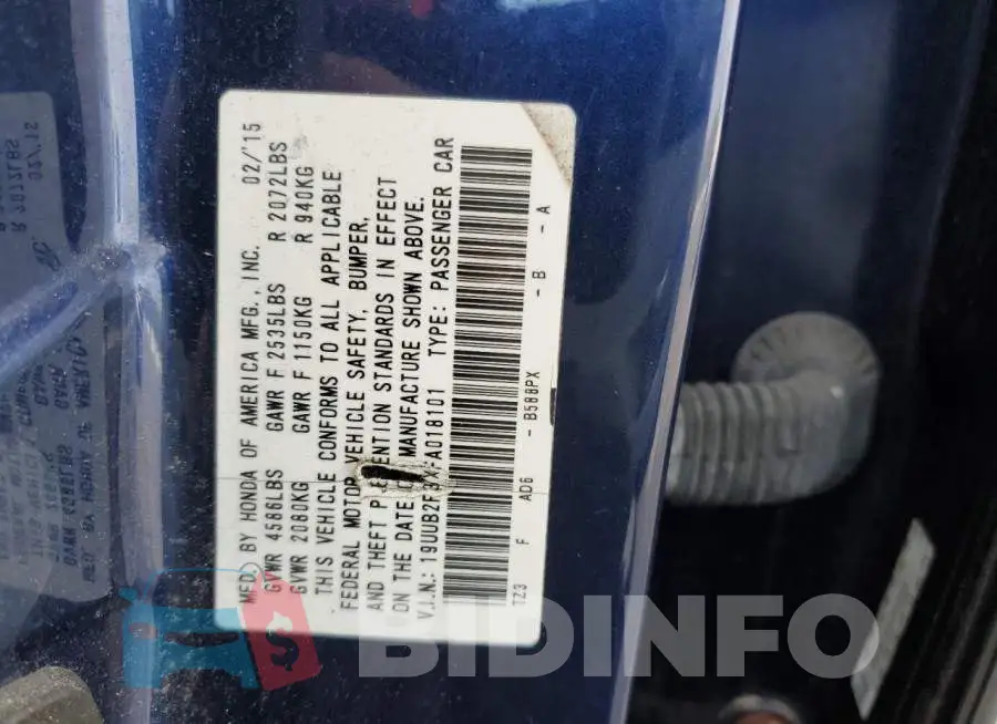 19UUB2F3XFA018101 Photo# 12