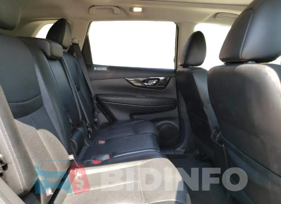 JN8AT2MV2JW323191 Photo# 11