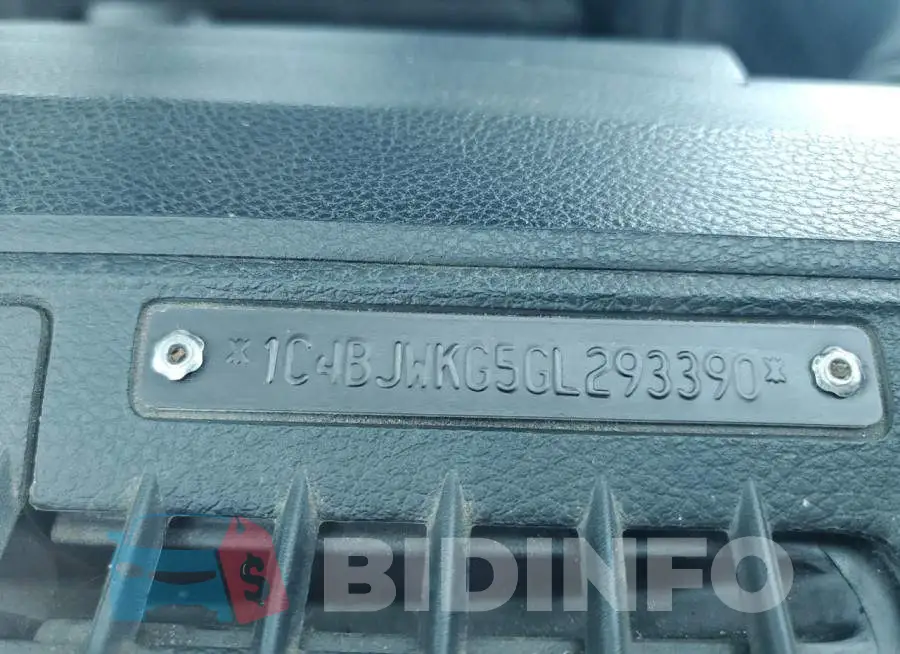 1C4BJWKG5GL293390 Photo# 12