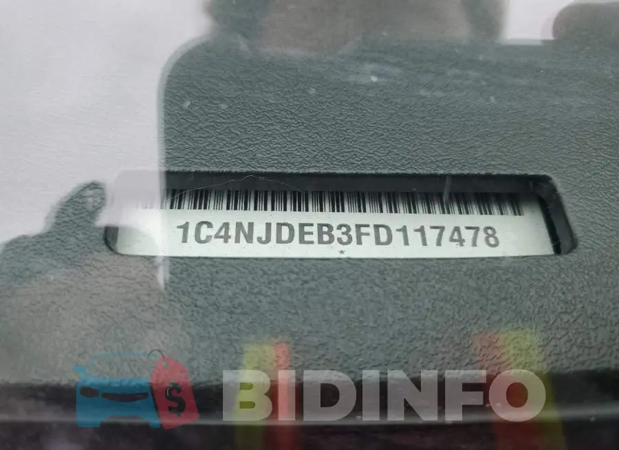1C4NJDEB3FD117478 Photo# 13