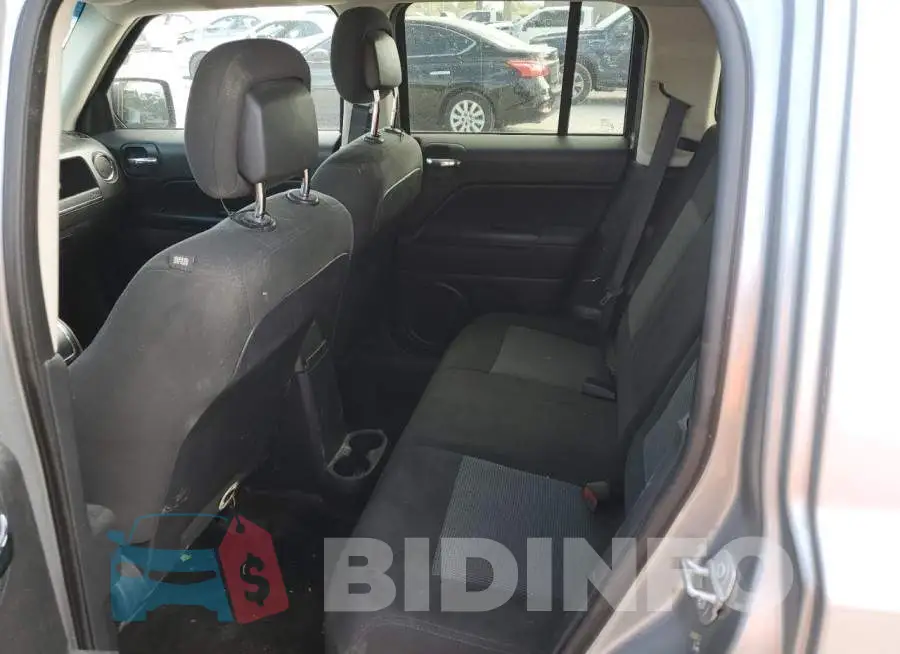 1C4NJPFA1HD152613 Photo# 10