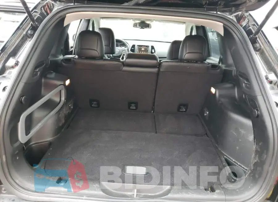 1C4PJLDB2HW577937 Photo# 6