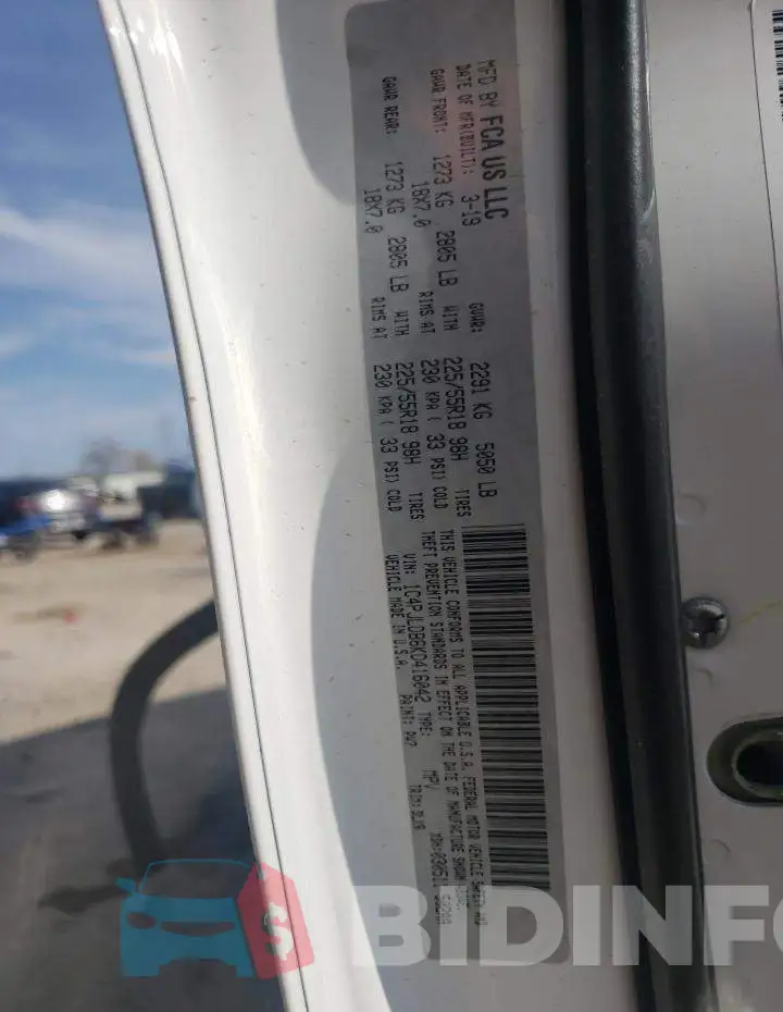 1C4PJLDB6KD416042 Photo# 12