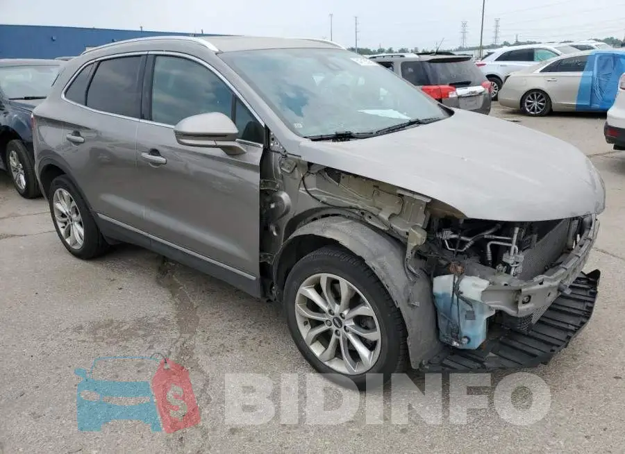 5LMCJ2D96GUJ21559 Photo# 4