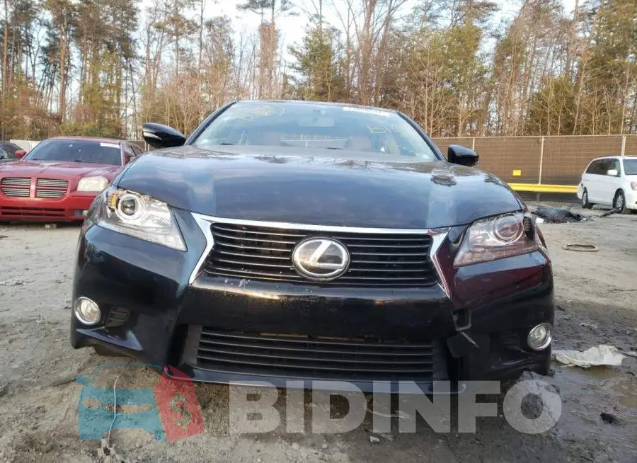 JTHBE1BLXFA008244 Photo# 5