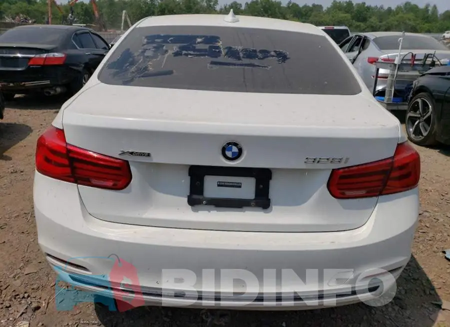 WBA8E3G55GNT26233 Photo# 6