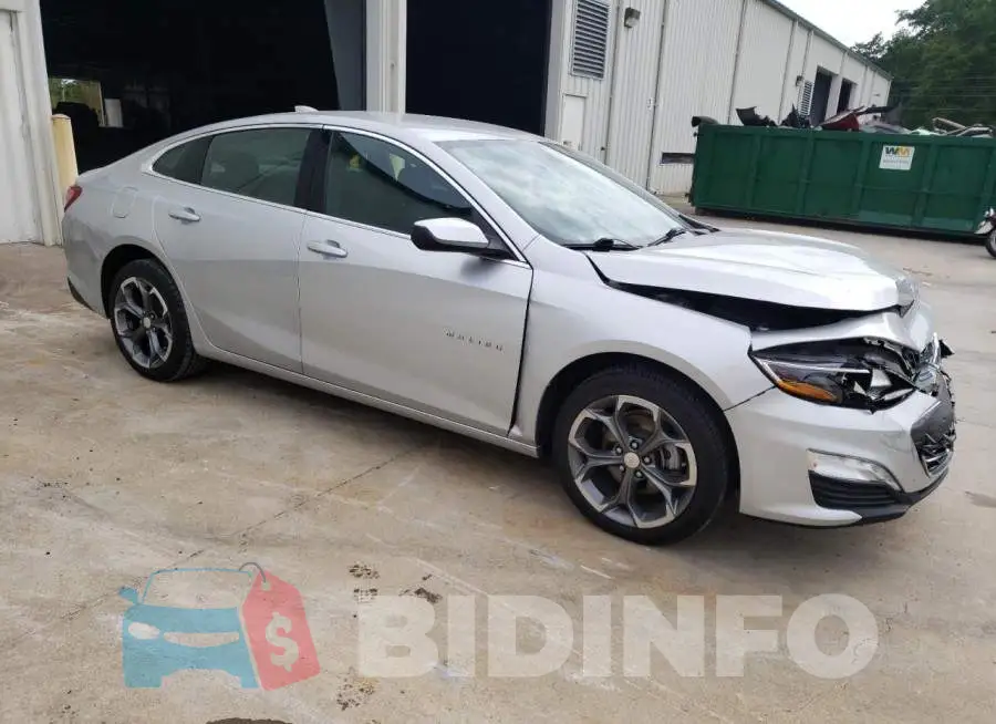 1G1ZD5ST3LF111359 Photo# 4