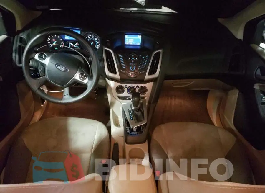 1FADP3F25EL417634 Photo# 8