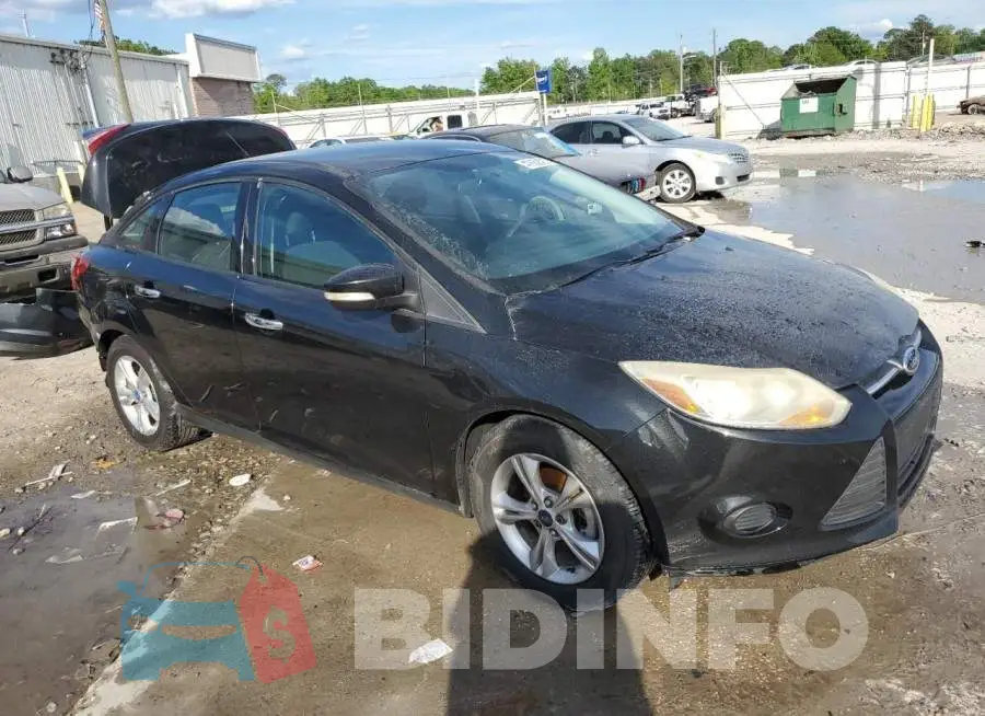1FADP3F28EL172747 Photo# 4