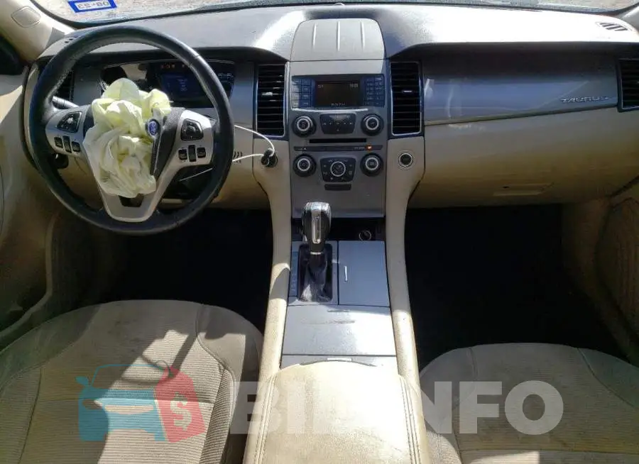 1FAHP2E8XFG159039 Photo# 8
