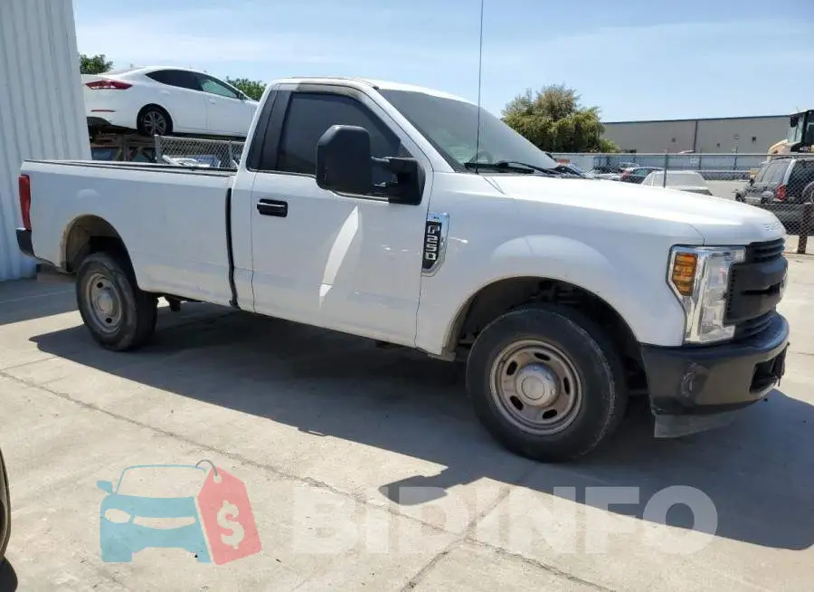 1FTBF2A64JEC62470 Photo# 4