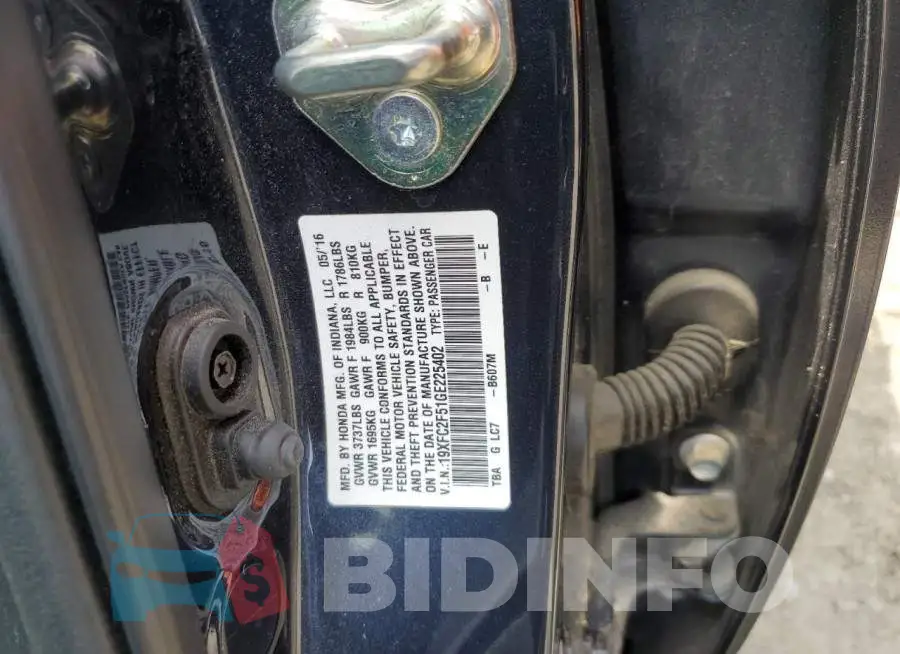 19XFC2F51GE225402 Photo# 13