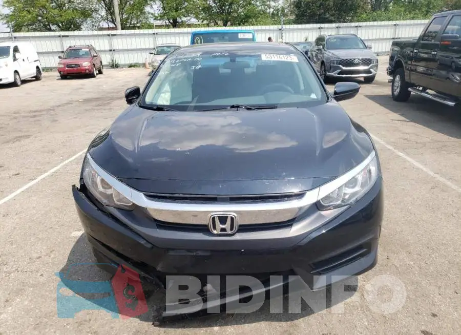 19XFC2F75HE018675 Photo# 5