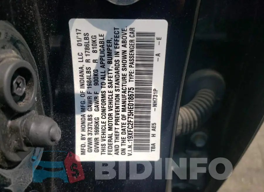 19XFC2F75HE018675 Photo# 12