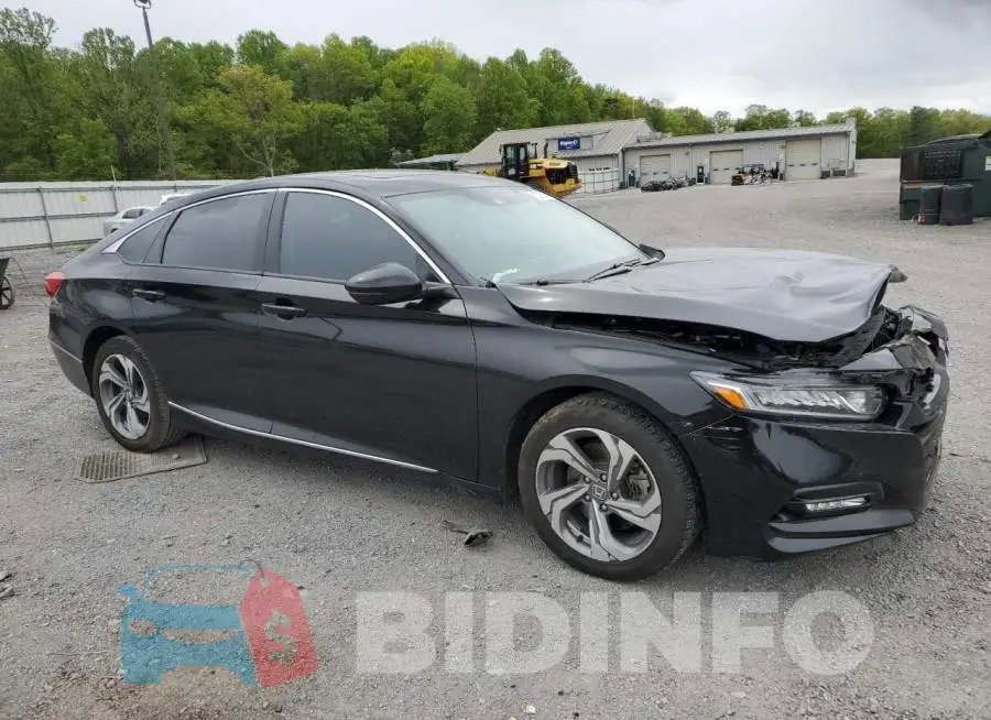 1HGCV2F50JA033087 Photo# 4