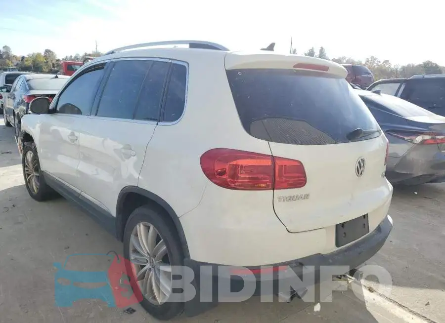 WVGBV3AX4EW611043 Photo# 3