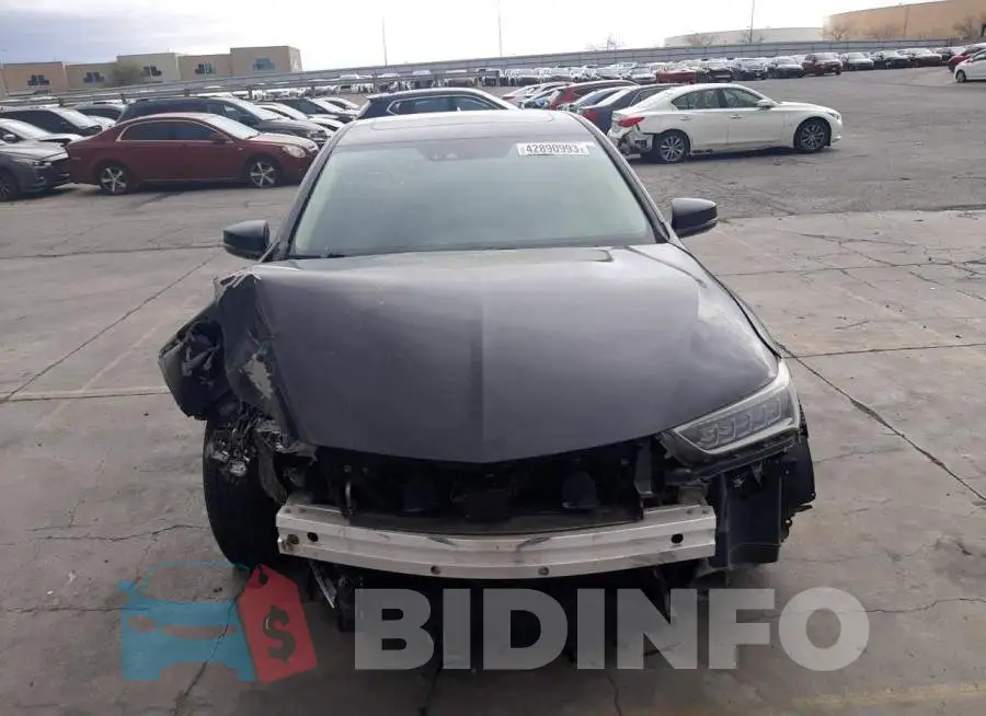 19UUB2F59JA007729 Photo# 5