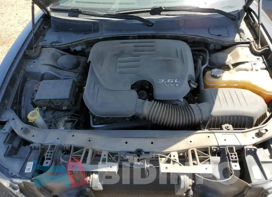 2C3CDXHG8GH214241 Photo# 11