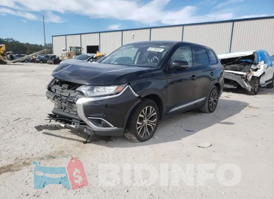 JA4AD3A35JZ001090 Photo# 2