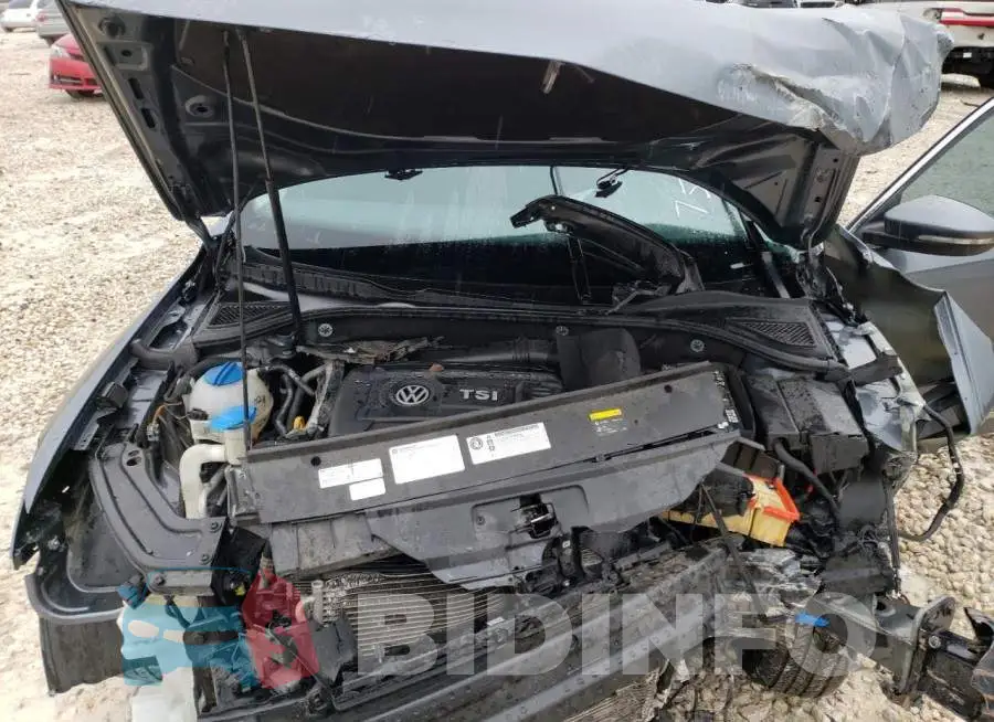 1VWBS7A34GC051897 Photo# 11