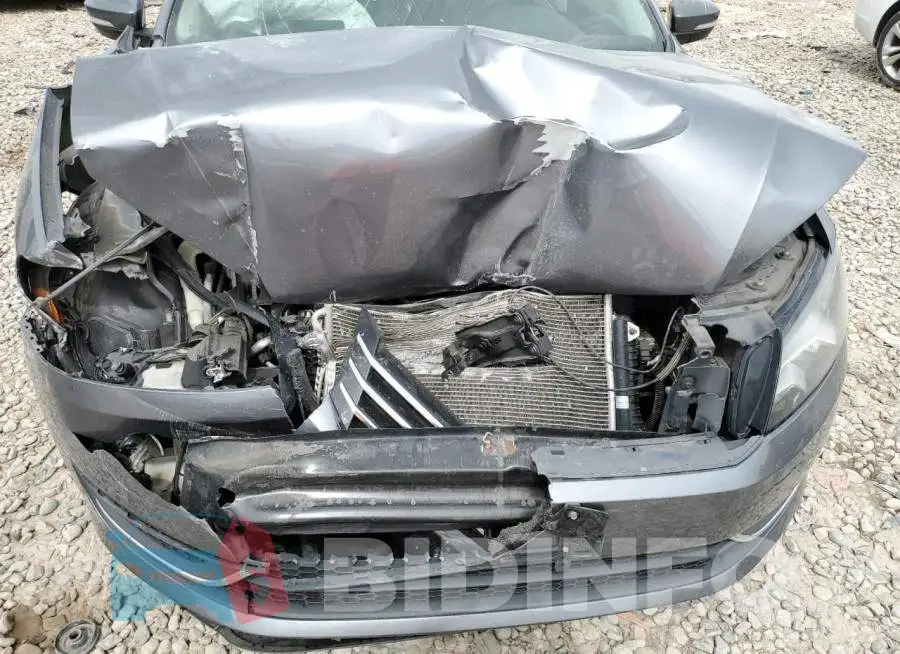 1VWBS7A3XEC029447 Photo# 11