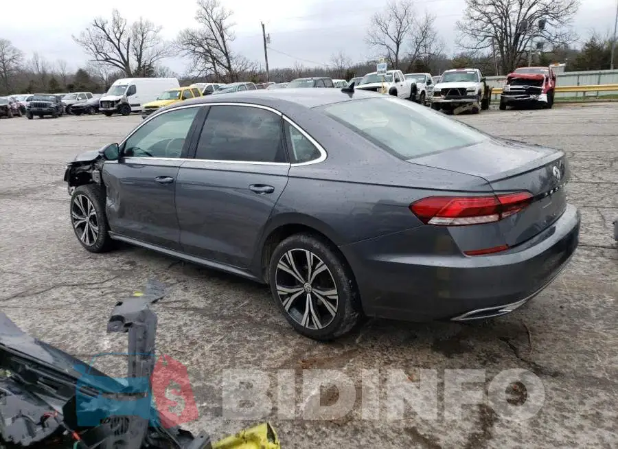 1VWSA7A32MC008268 Photo# 2