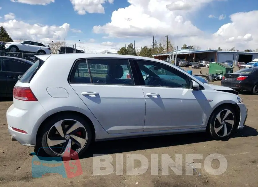 3VW6T7AU2LM007526 Photo# 3