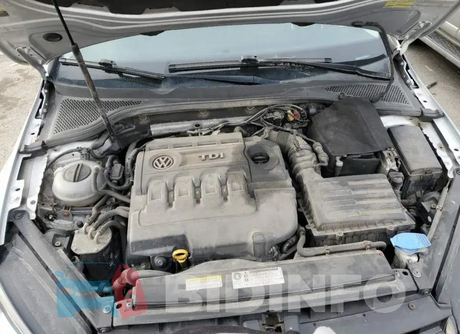 3VWCA7AU3FM507675 Photo# 11