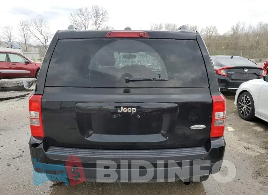 1C4NJPFB5ED813967 Photo# 6