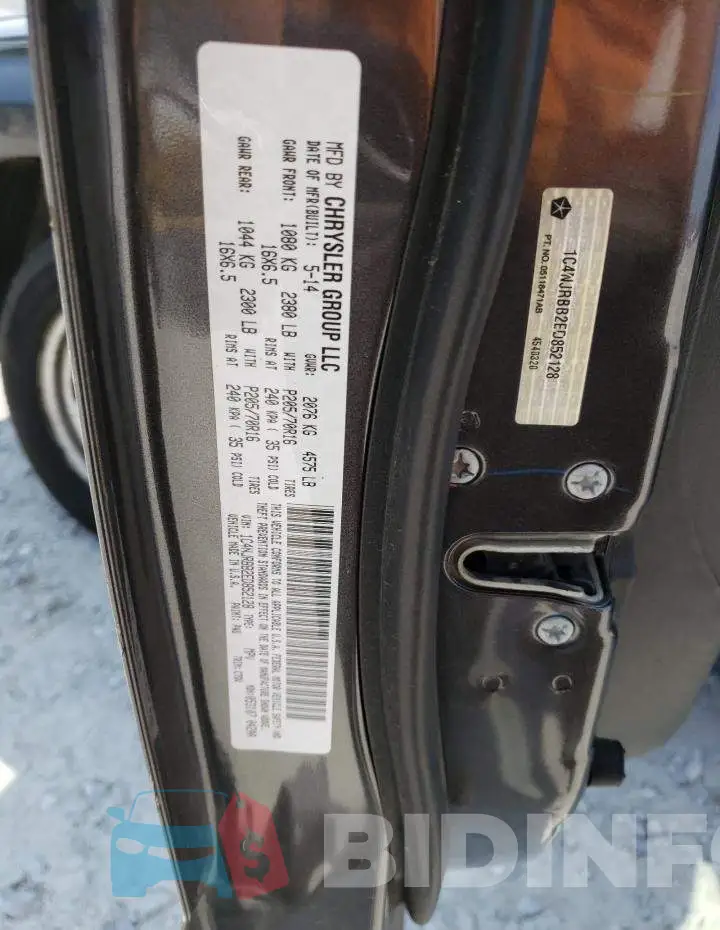 1C4NJRBB2ED852128 Photo# 12