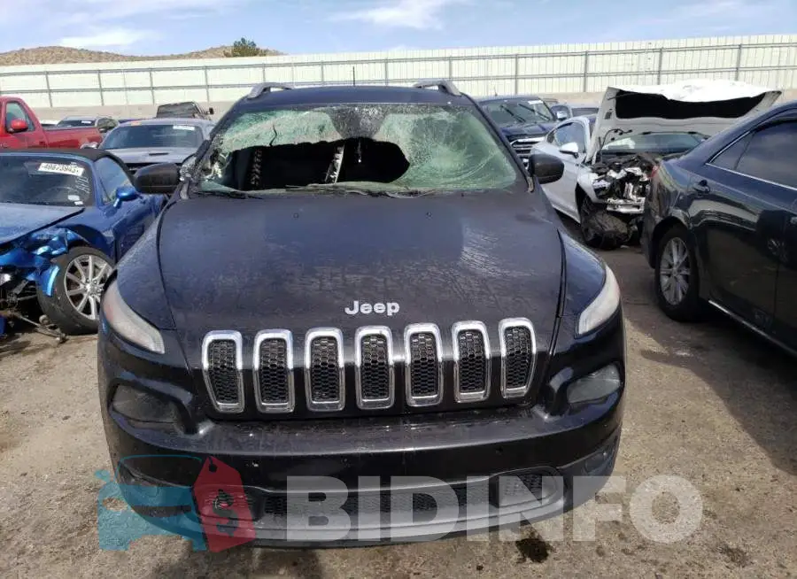 1C4PJLCB6FW694712 Photo# 5