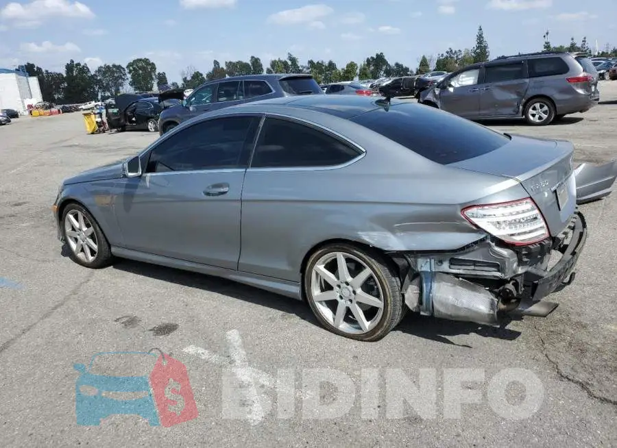 WDDGJ4HB2EG279433 Photo# 2
