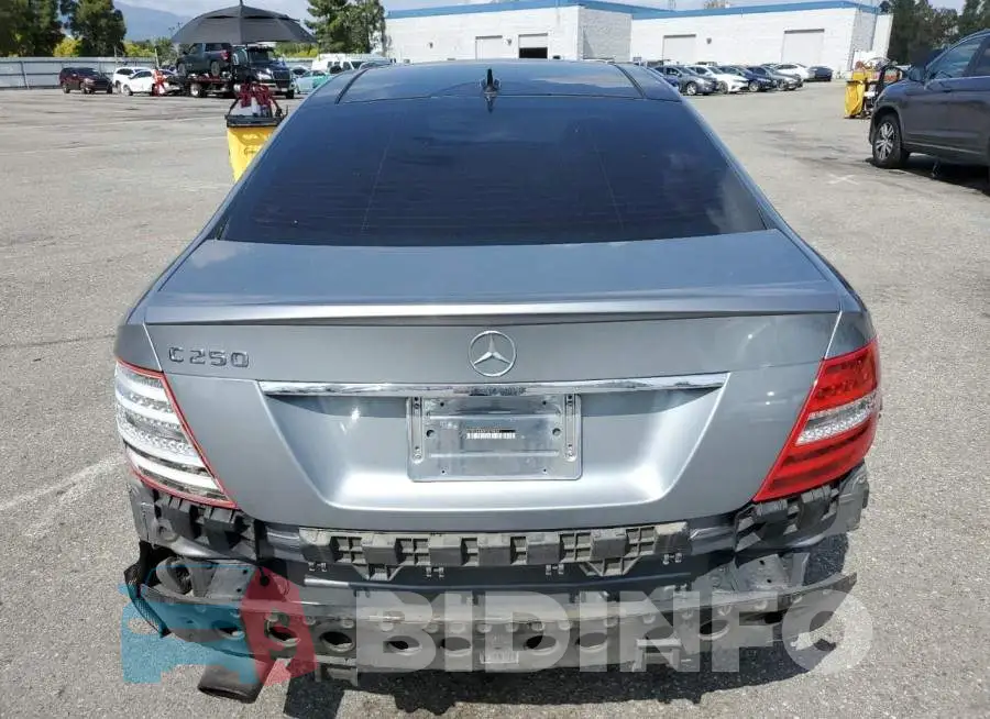 WDDGJ4HB2EG279433 Photo# 6