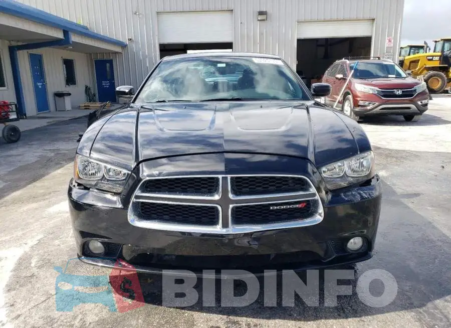 2C3CDXHG9EH220496 Photo# 5