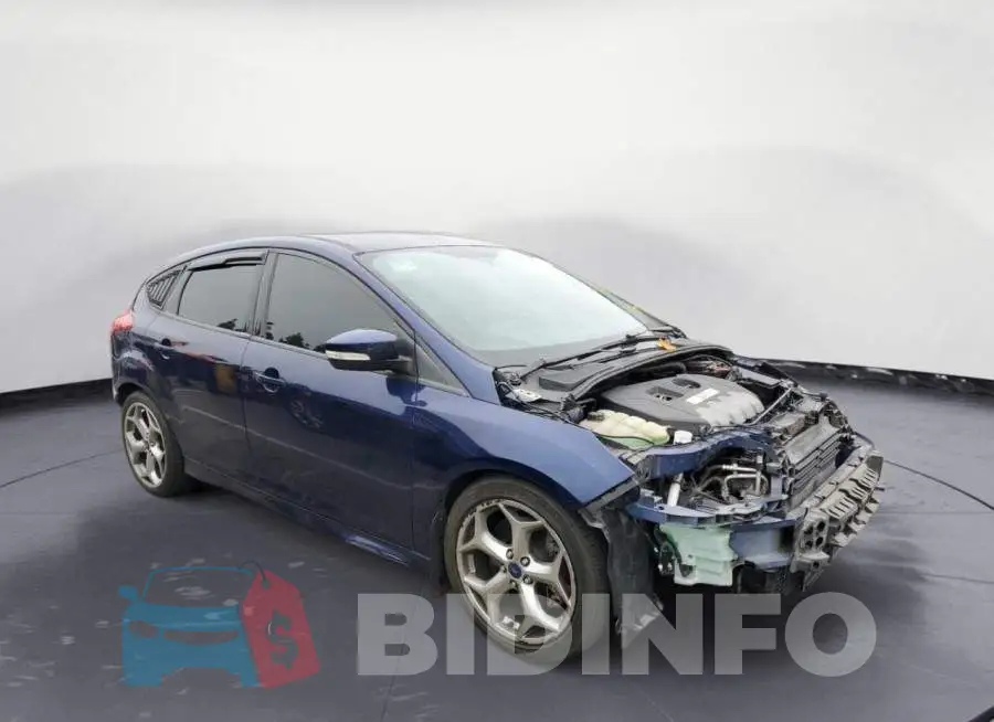 1FADP3L92GL324882 Photo# 4